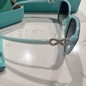 Tiffany & Co Sunglasses! Worn once. Excellent condition- like new!